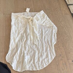 Zara Elegant Cream Sarong